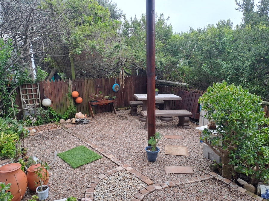 To Let 1 Bedroom Property for Rent in Myoli Beach Western Cape